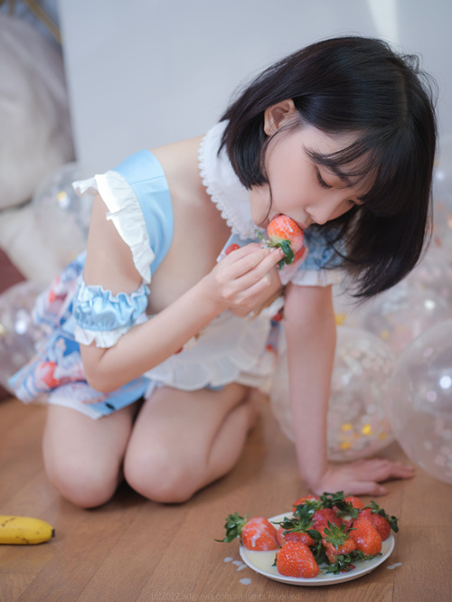 娜娜-草莓与牛奶[140p/1.1GM]