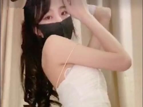 八月未央-白丝性感情趣服[1v/2.6G]