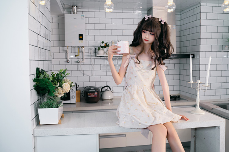 花音栗子-半糖主义露点[61p+2v/2.1G]