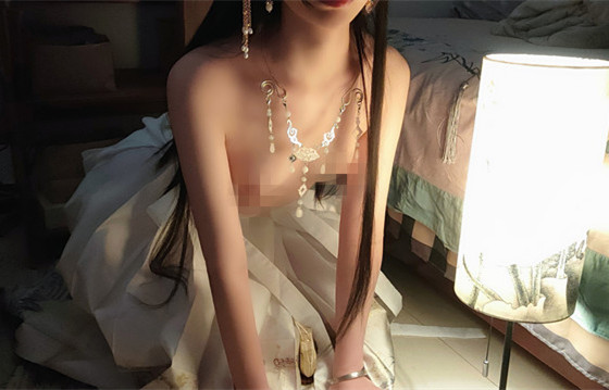 白桃露露-明堂拾遗[16p+1v/975M]