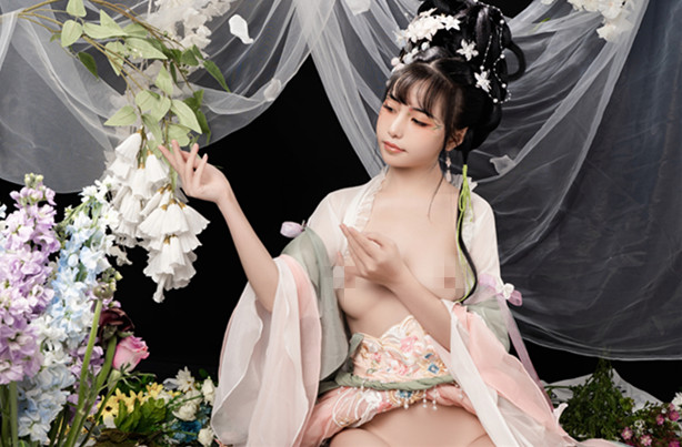 爆机少女喵小吉-花间集[85p+2v/1.1G]