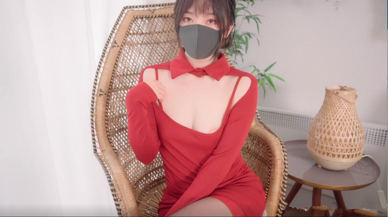 火爆网红玩偶姐姐『HongKongDoll』2023-12-24 圣诞特辑[1v/861M]